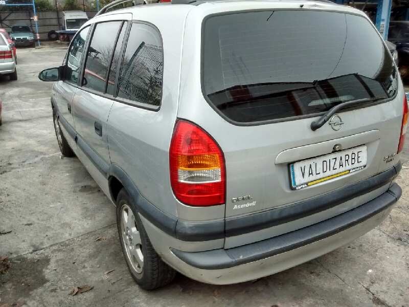 opel zafira a del año 2001