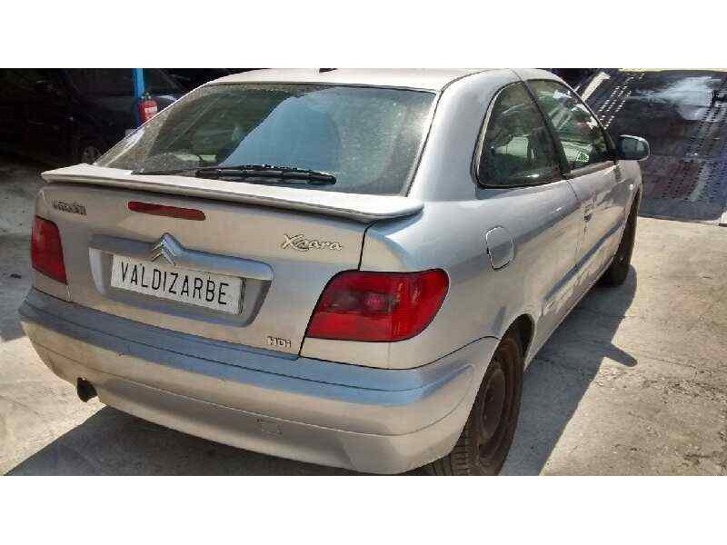 citroën xsara berlina del año 2002