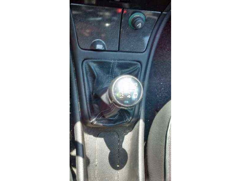 citroën xsara berlina del año 2002