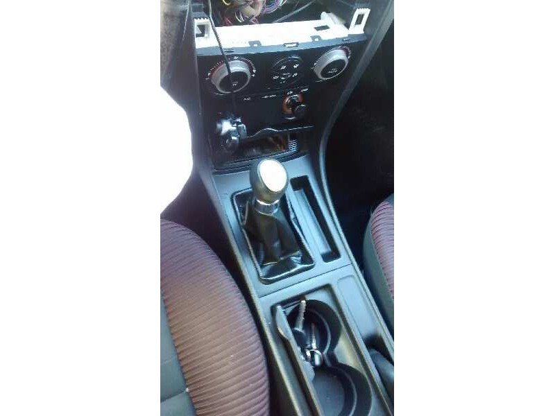 mazda 3 berlina (bk) del año 2005