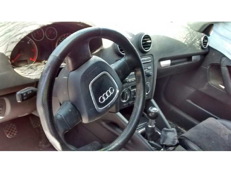 audi a3 sportback (8p) del año 2005