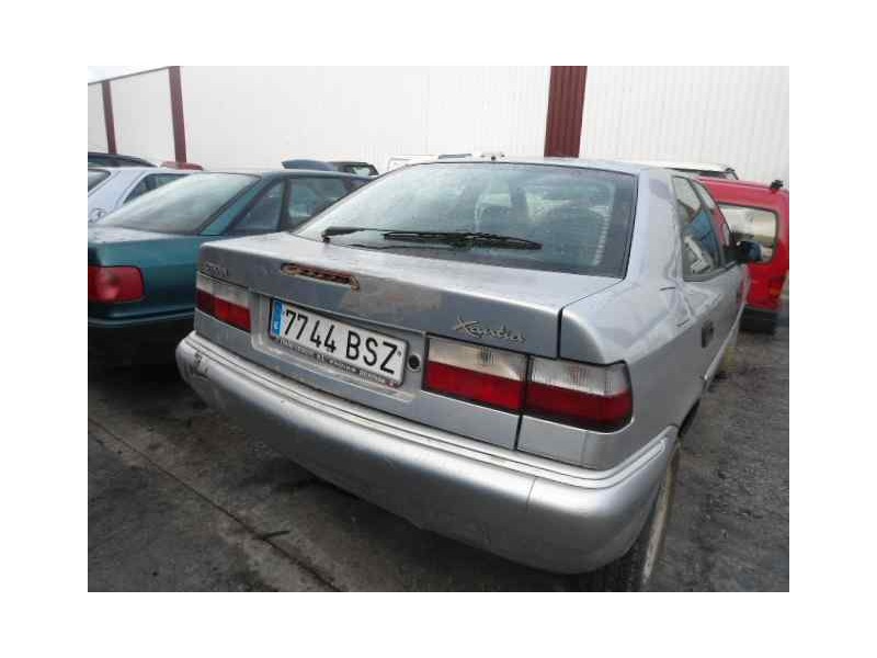 citroën xantia berlina del año 2000