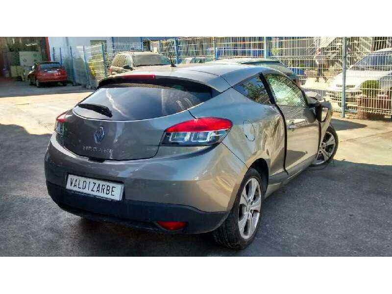 renault megane iii coupe del año 2009