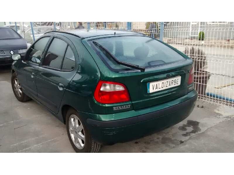 renault megane i fase 2 berlina (ba0) del año 2000