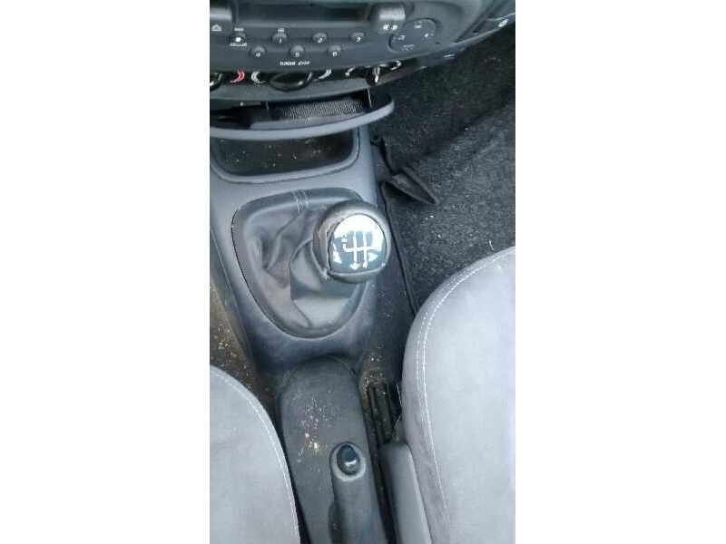 renault megane i fase 2 berlina (ba0) del año 2000