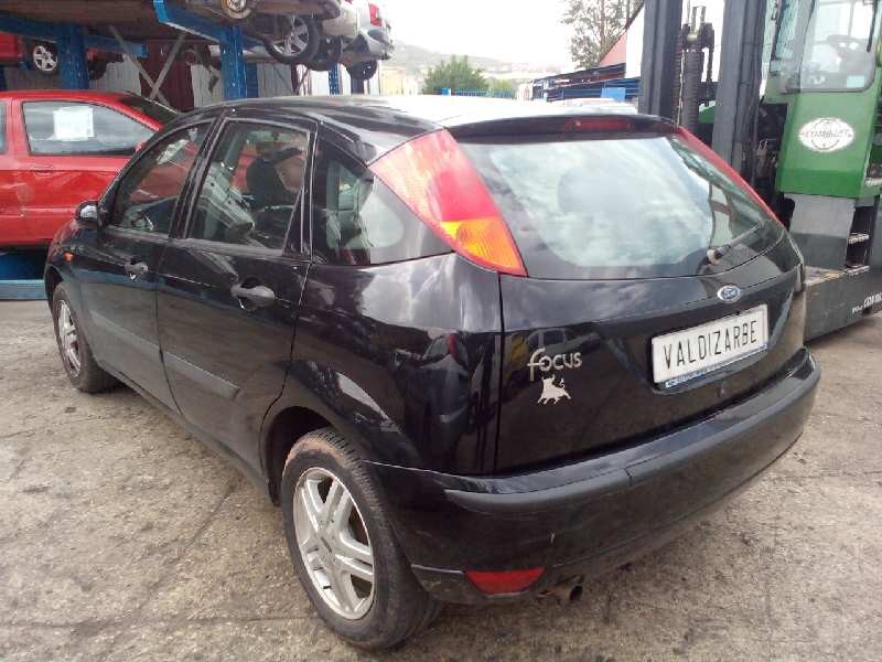 ford focus berlina (cak) del año 2003