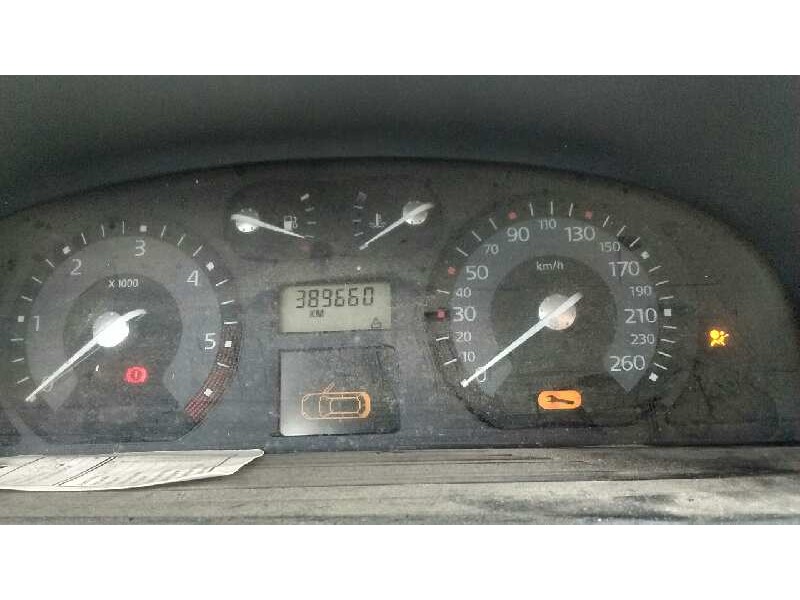 renault laguna ii (bg0) del año 2006