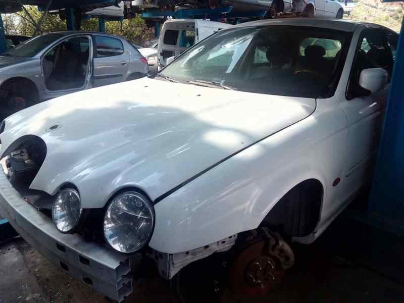 jaguar s-type del año 1999