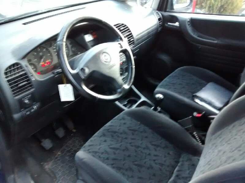 opel zafira a del año 2003