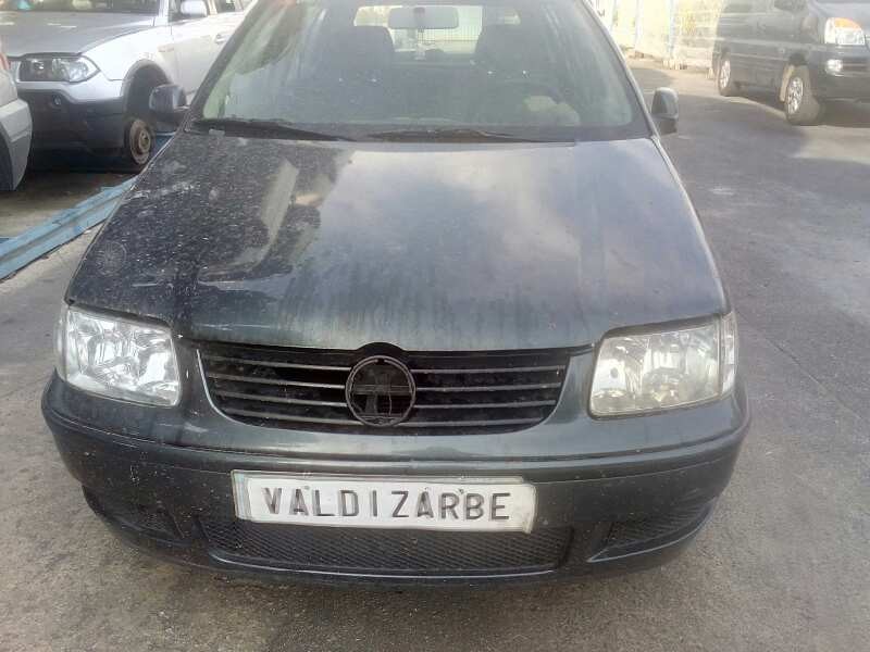 volkswagen polo berlina (6n2) del año 2001