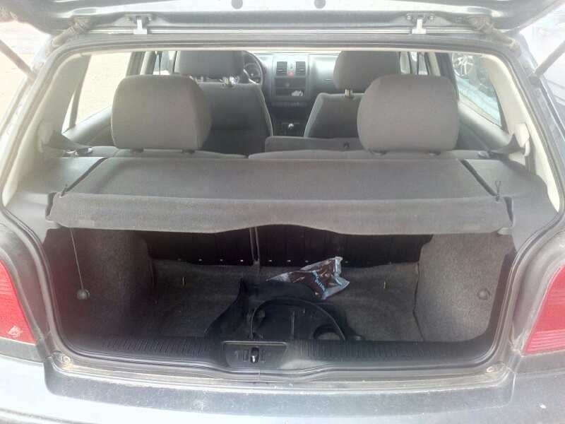 volkswagen polo berlina (6n2) del año 2001