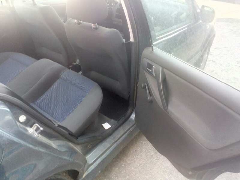 volkswagen polo berlina (6n2) del año 2001