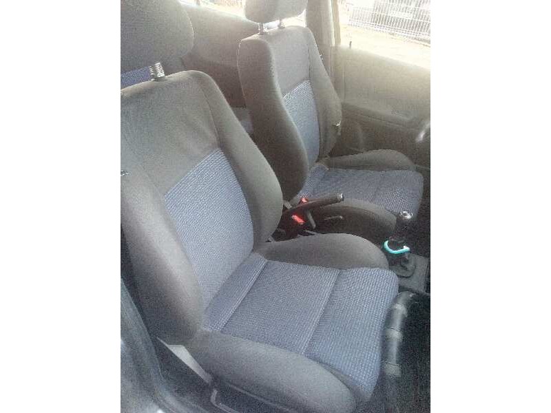 volkswagen polo berlina (6n2) del año 2001