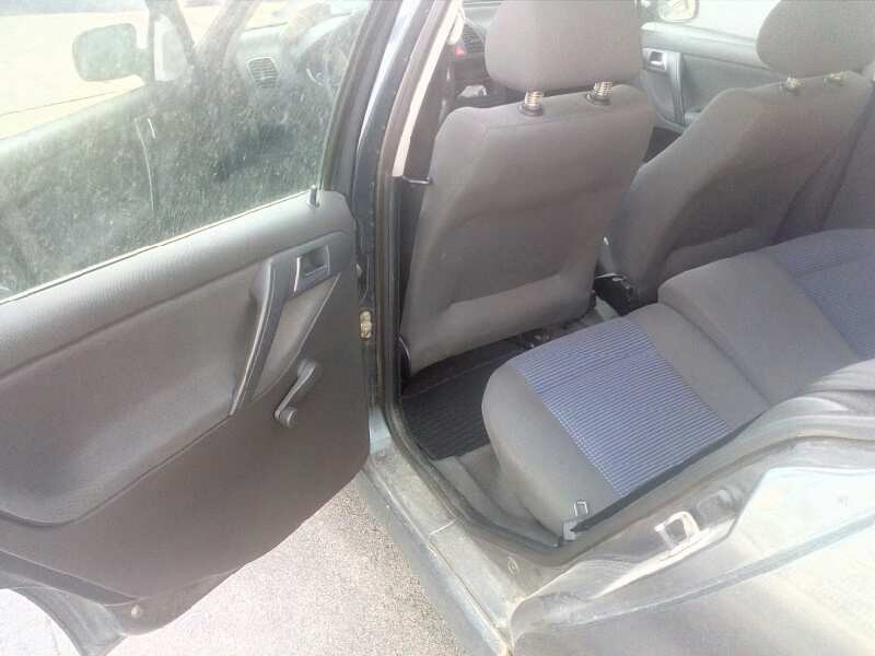 volkswagen polo berlina (6n2) del año 2001