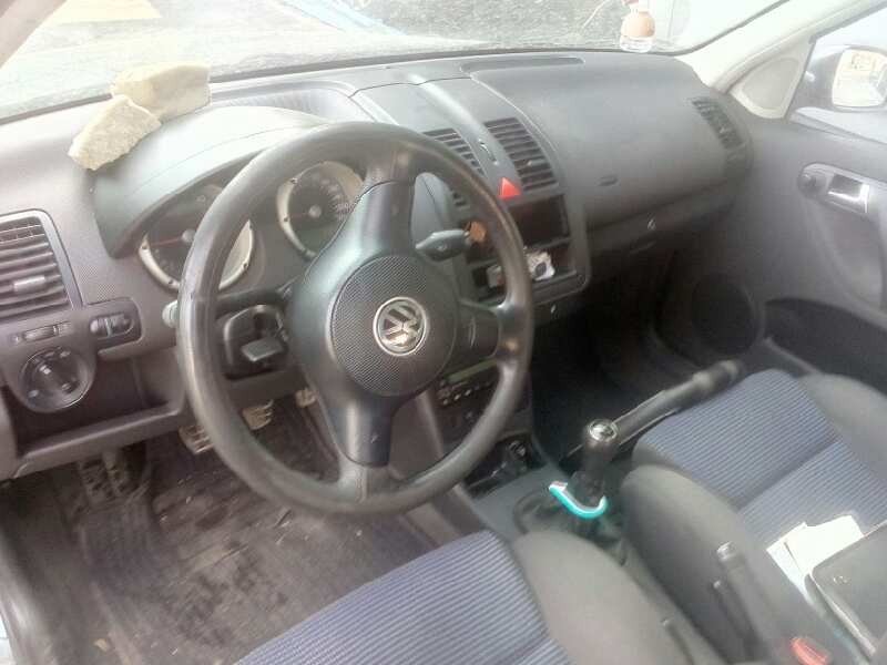 volkswagen polo berlina (6n2) del año 2001