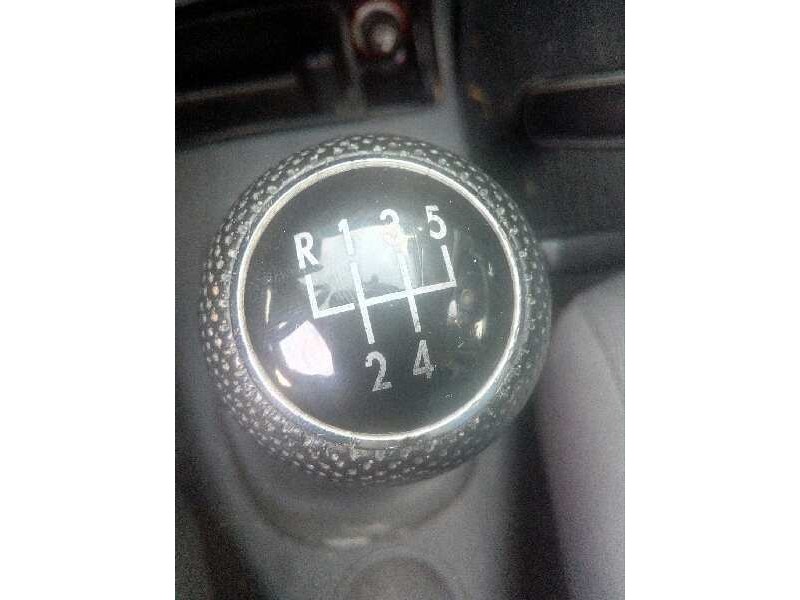 volkswagen polo berlina (6n2) del año 2001