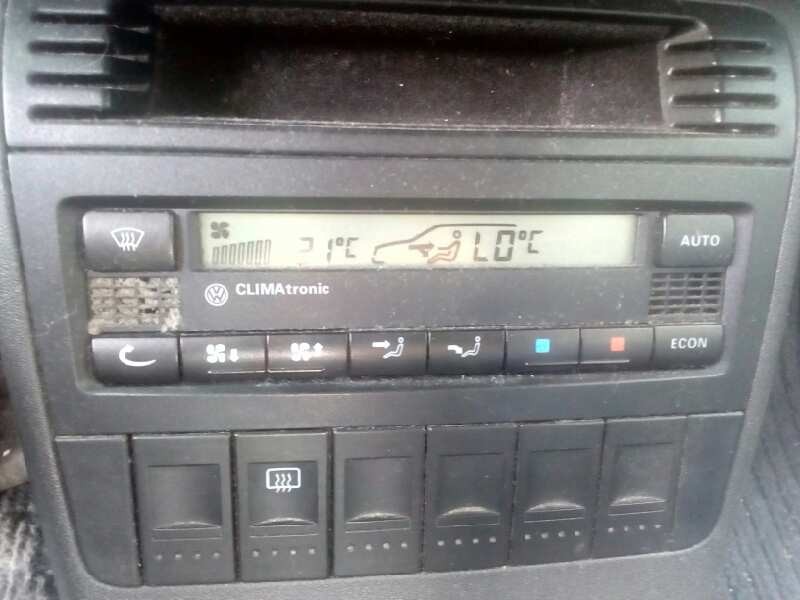 volkswagen polo berlina (6n2) del año 2001