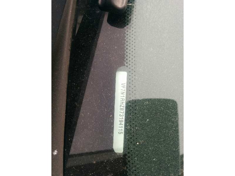 citroën xsara berlina del año 2001