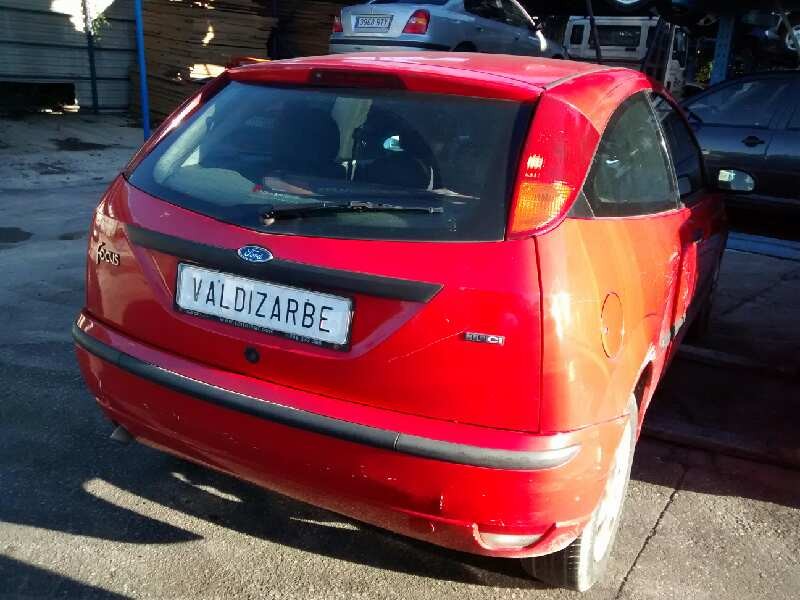ford focus berlina (cak) del año 2004