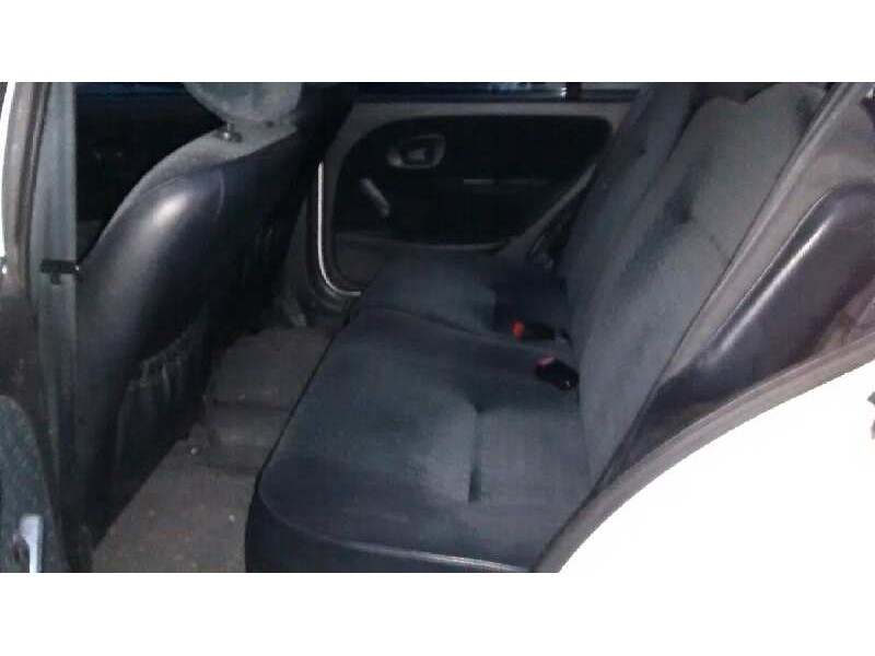 citroën saxo del año 2000