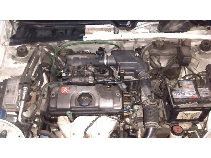 citroën saxo del año 2000