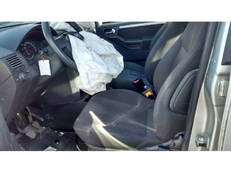 opel meriva del año 2006