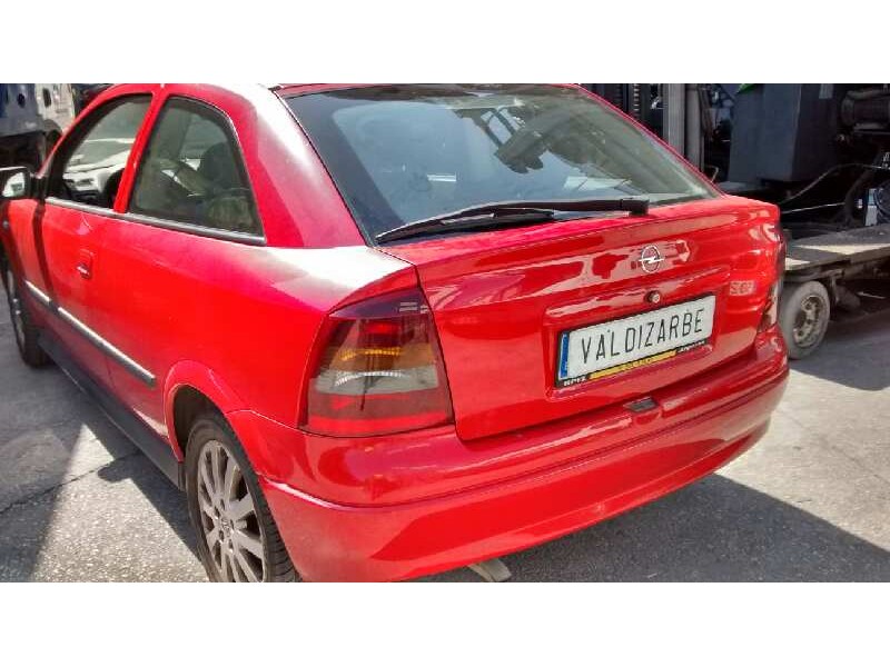 opel astra g berlina del año 2003