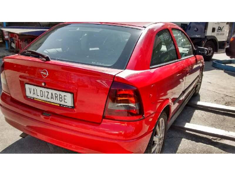 opel astra g berlina del año 2003
