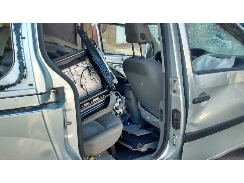 renault kangoo del año 2008