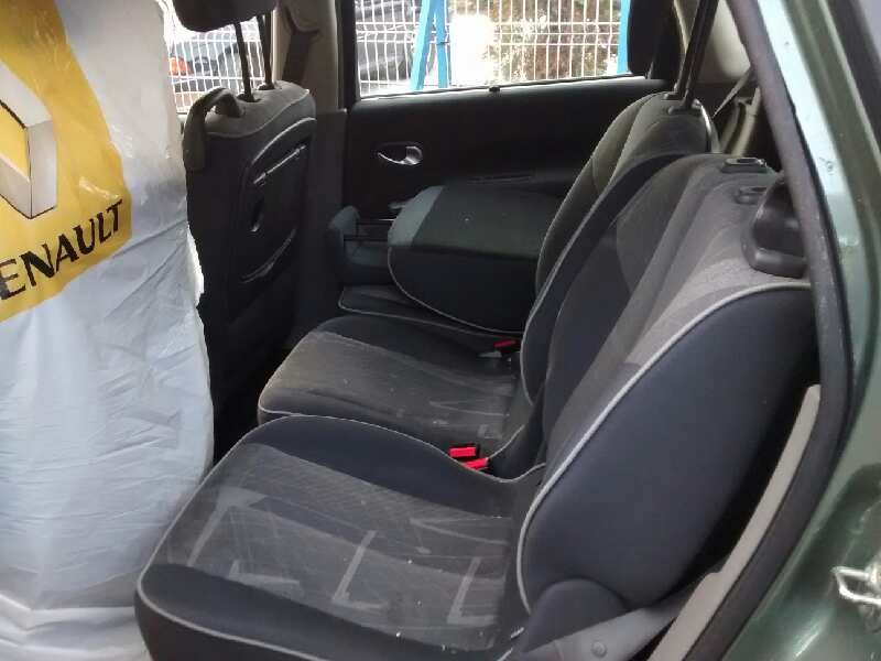 renault scenic ii del año 2004