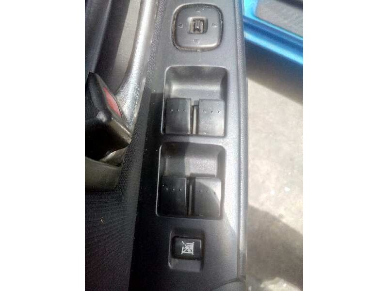 mazda 3 berlina (bk) del año 2006