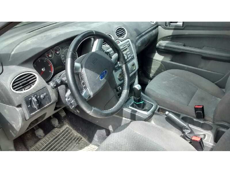 ford focus berlina (cap) del año 2007