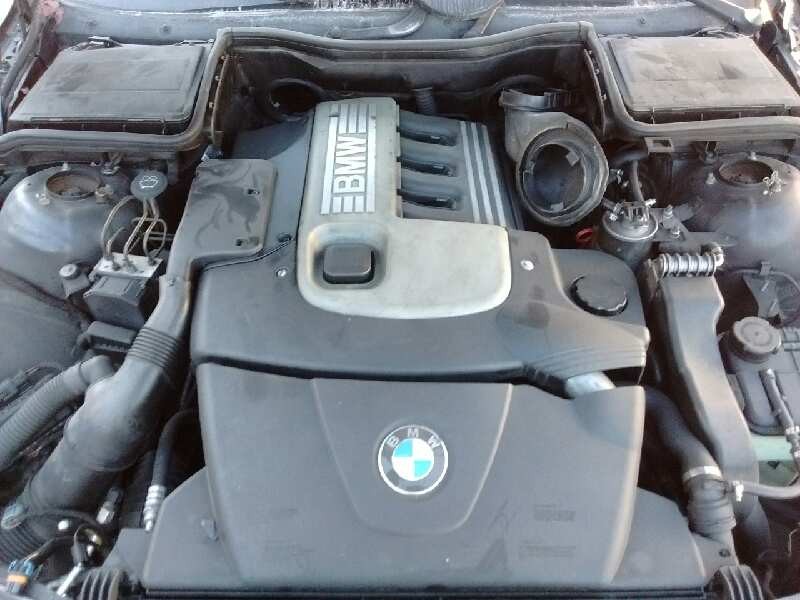 bmw serie 5 berlina (e39) del año 2002