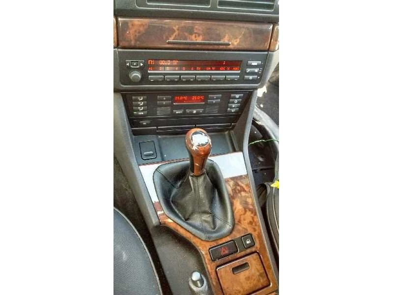 bmw serie 5 berlina (e39) del año 2002