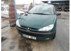 peugeot 206 berlina del año 2000