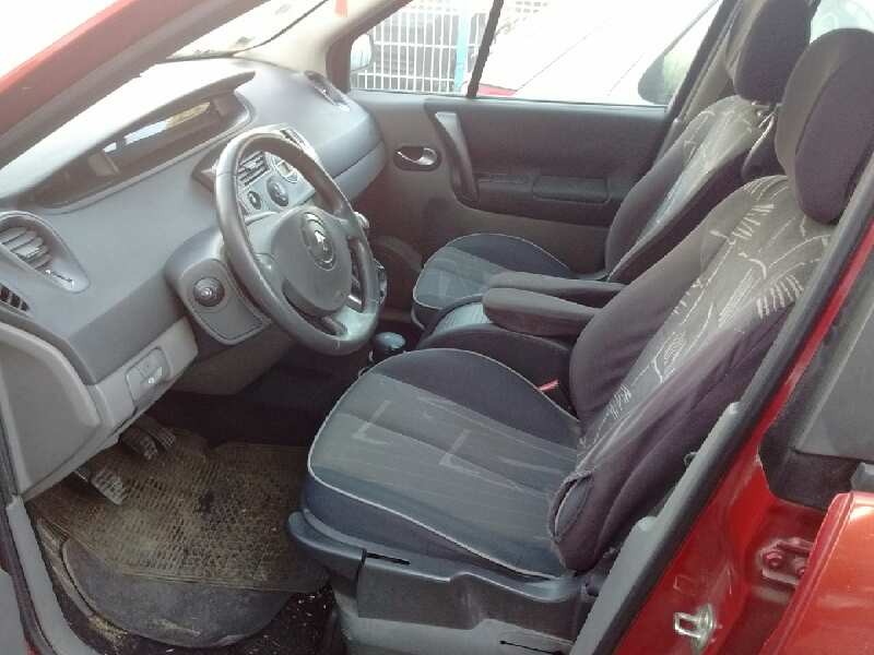 renault scenic ii del año 2003