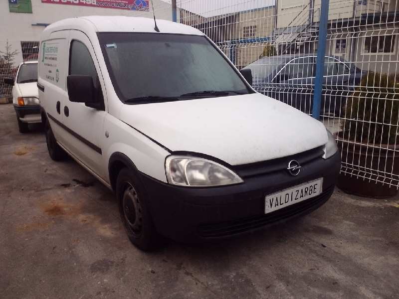 opel combo (corsa c) del año 2004