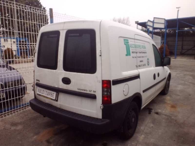 opel combo (corsa c) del año 2004