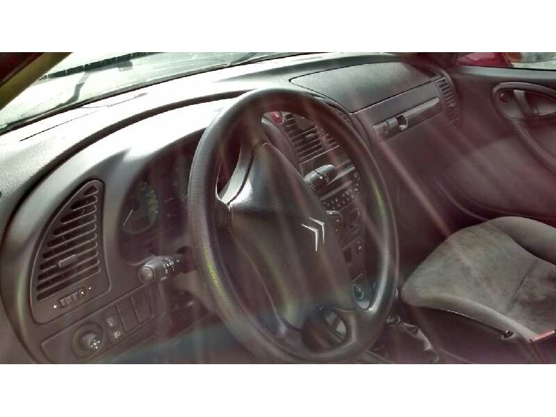 citroën xsara berlina del año 2002