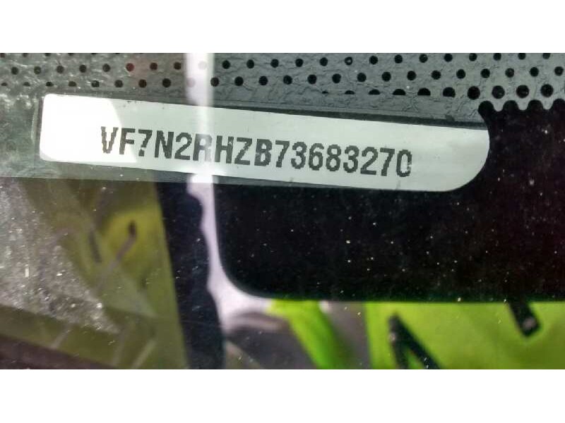 citroën xsara berlina del año 2002