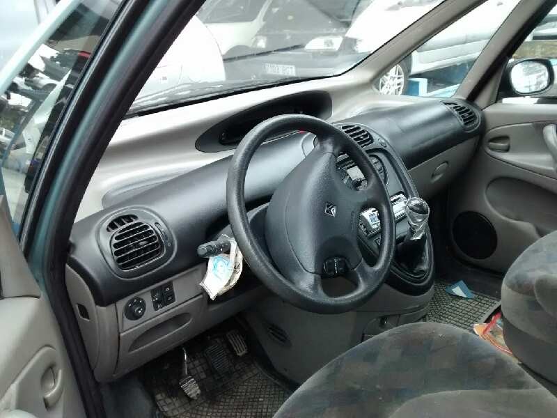 citroën xsara picasso del año 2000