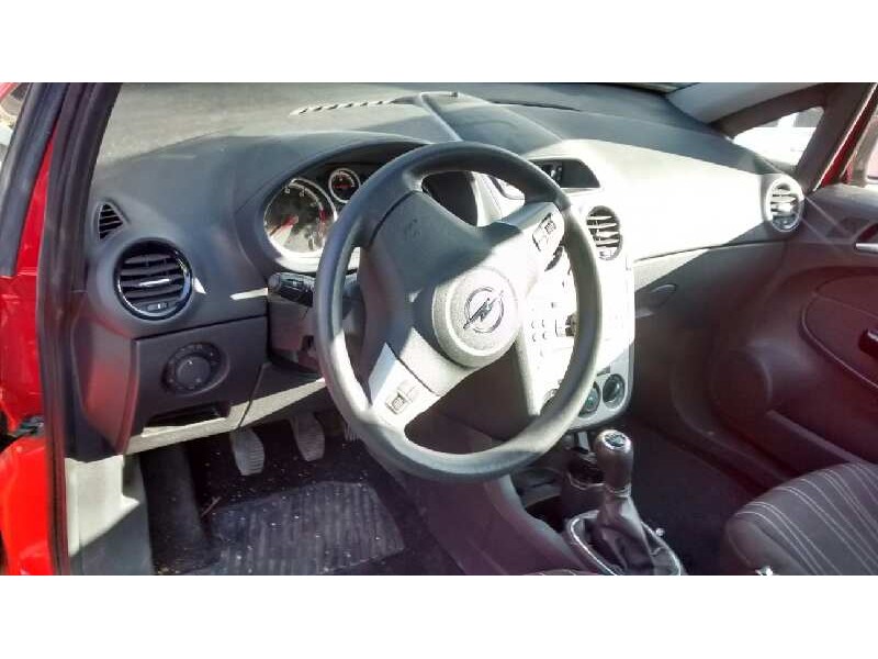 opel corsa d del año 2007
