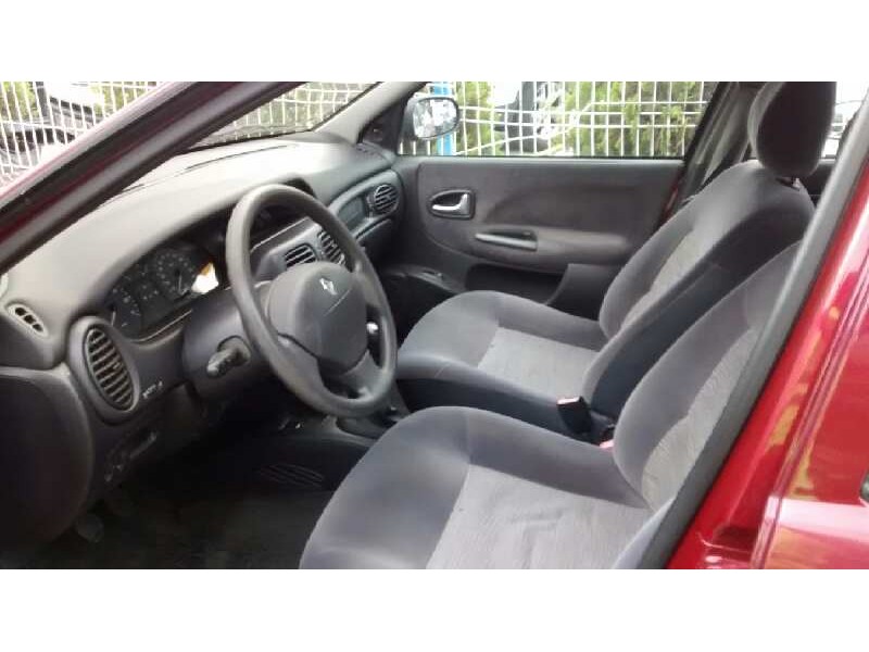 renault megane i fase 2 classic (la..) del año 2002