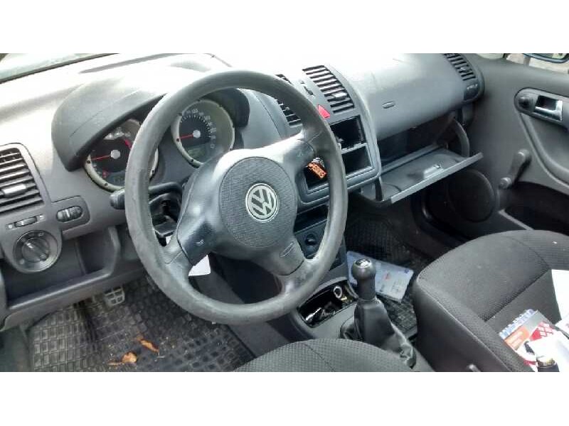 volkswagen polo berlina (6n2) del año 2001