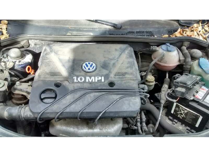 volkswagen polo berlina (6n2) del año 2001