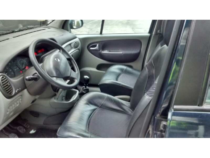 renault scenic (ja..) del año 2002