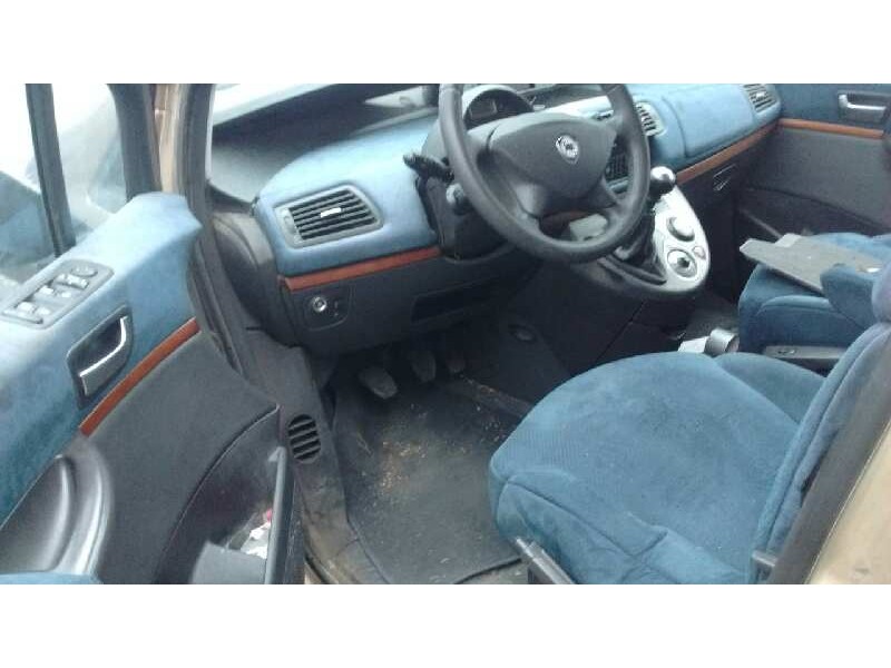 lancia phedra (180) del año 2005