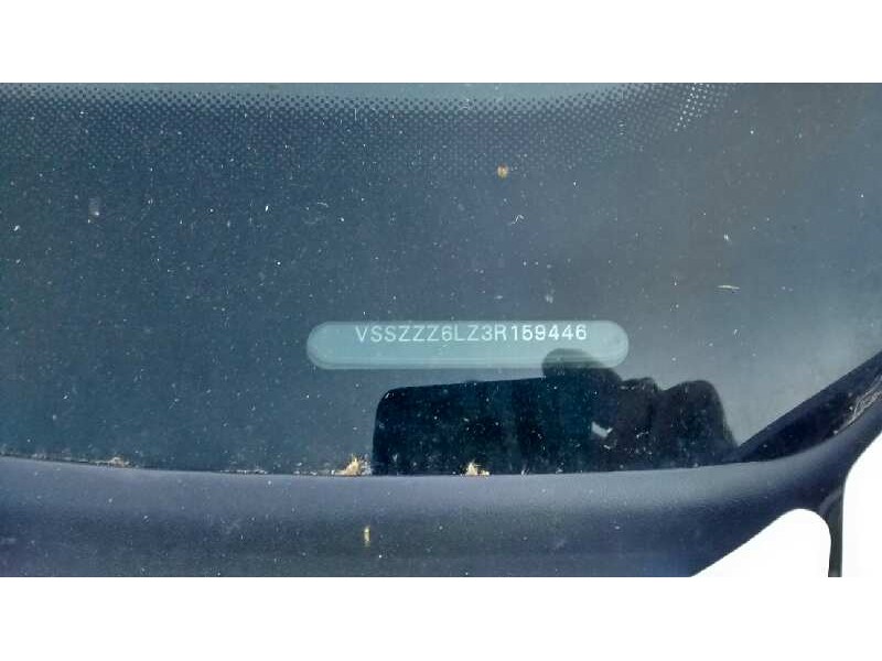 seat ibiza (6l1) del año 2001