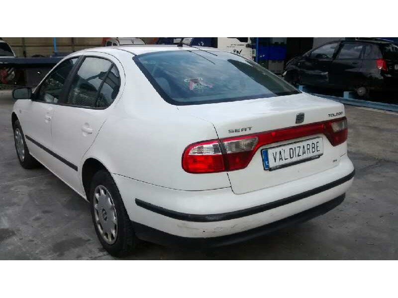 seat toledo (1m2) del año 2001