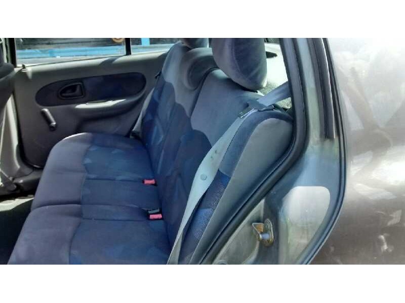 renault clio ii fase i (b/cbo) del año 2001